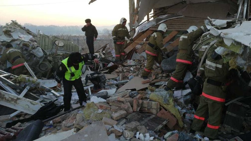 В авиакатастрофе в Казахстане выжили 60 человек