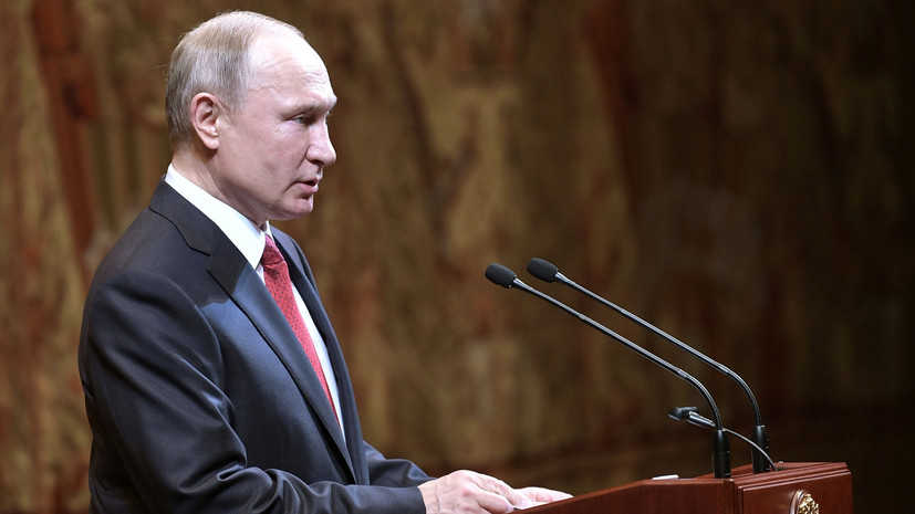 Financial Times включила Путина в число «определивших десятилетие» лиц