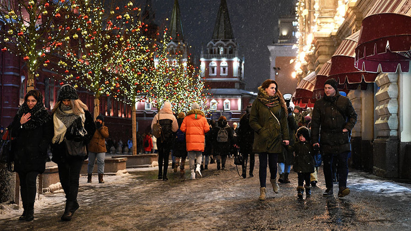 Тёплый Новый год, переменчивый ветер и снегопад в середине января: какой будет погода в Москве в начале 2020-го