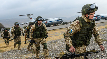 Российские десантники на учениях ОДКБ