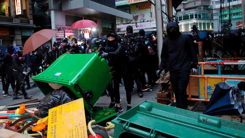 Более 1 млн человек приняли участие в акции протеста в Гонконге
