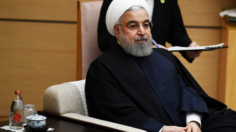 Рухани назвал убийство Сулеймани выбором США опасного пути