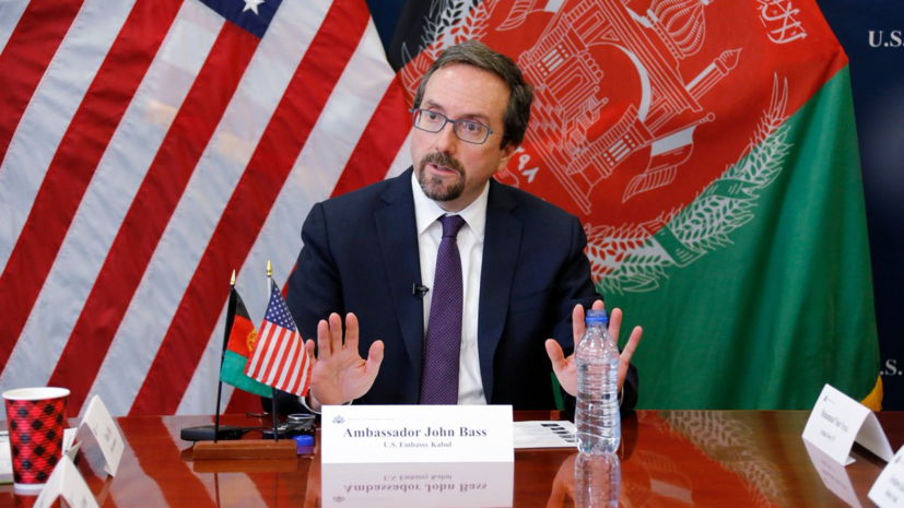 Посол США в Афганистане объявил о своей отставке