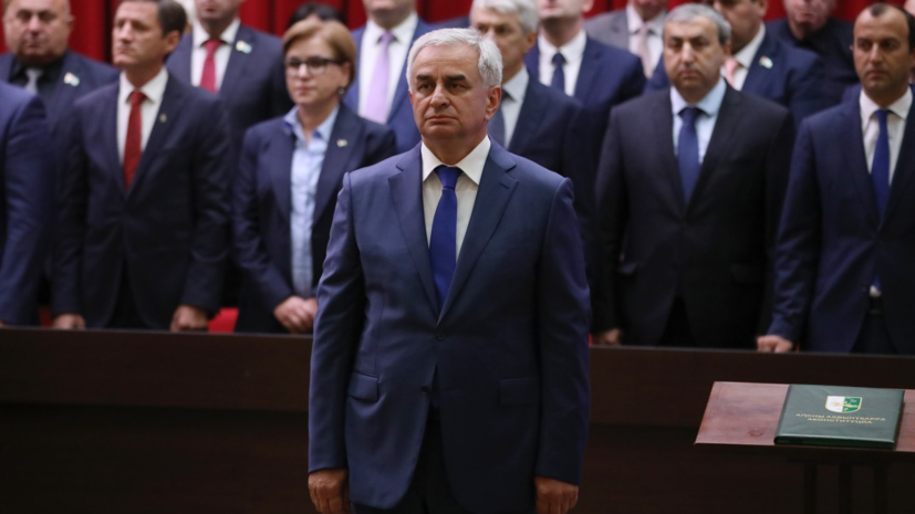 Суд в Абхазии вновь рассмотрит жалобу на решение по выборам президента