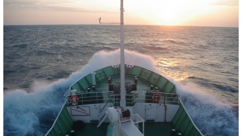 Учёные Севастополя провели зимнюю экспедицию в Чёрном море