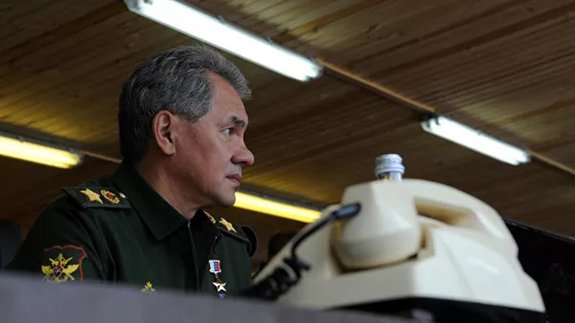 Шойгу провёл телефонный разговор с Эспером