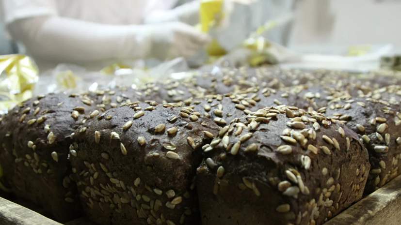 Эксперты оценили возможность изменения цен на чёрный хлеб в России