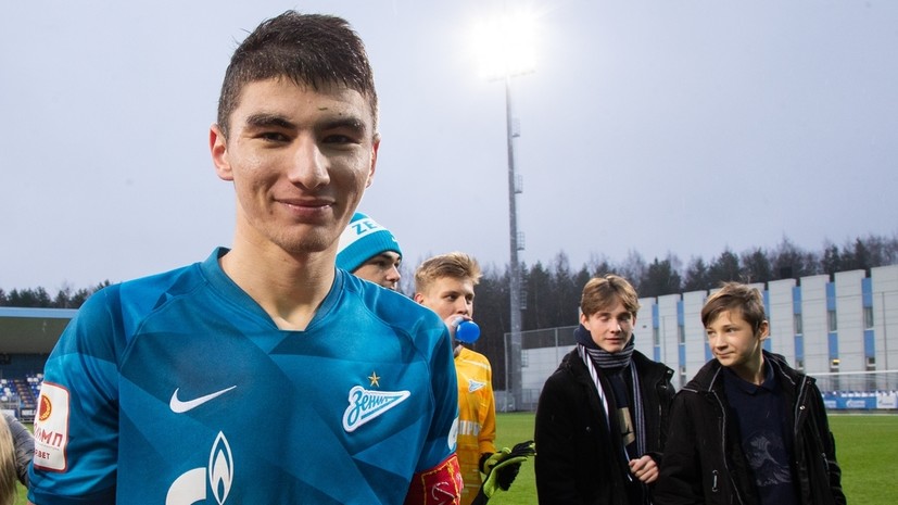 Мусаев, Игнатов и Лысов: молодые российские футболисты, которым стоит сменить команду
