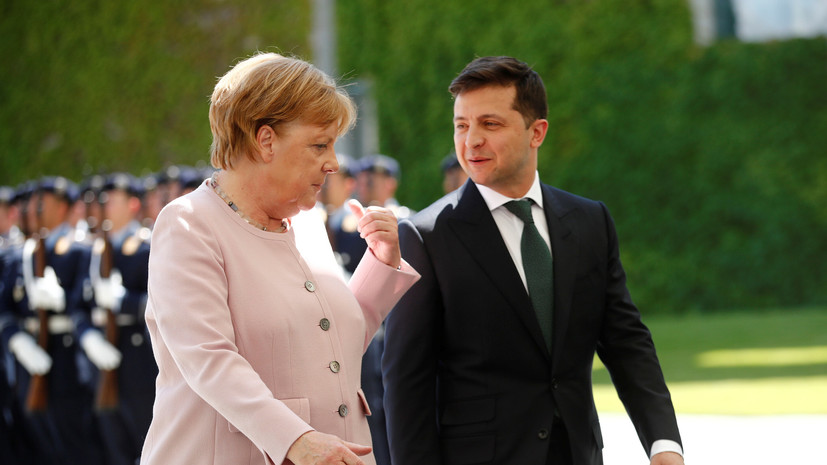 Зеленский обсудил с Меркель новые участки разведения в Донбассе