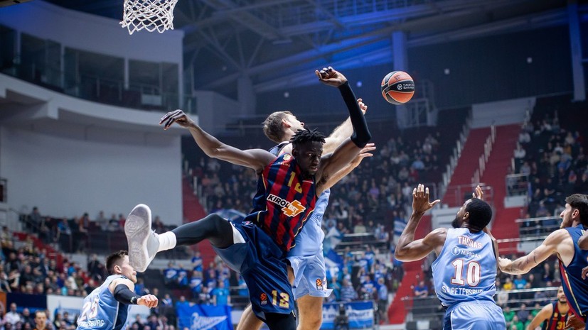«Зенит» победил «Басконию» в баскетбольной Евролиге