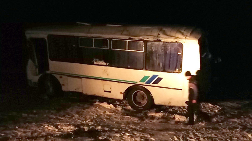 В ДТП с автобусом в Ульяновской области пострадали 13 человек