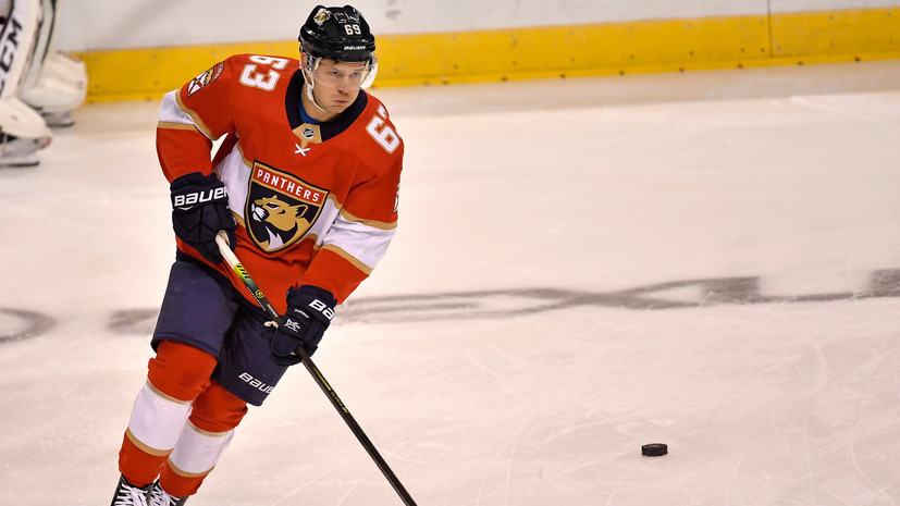 Гол Дадонова и 32 сейва Бобровского помогли «Флориде» одержать шестую победу подряд в НХЛ