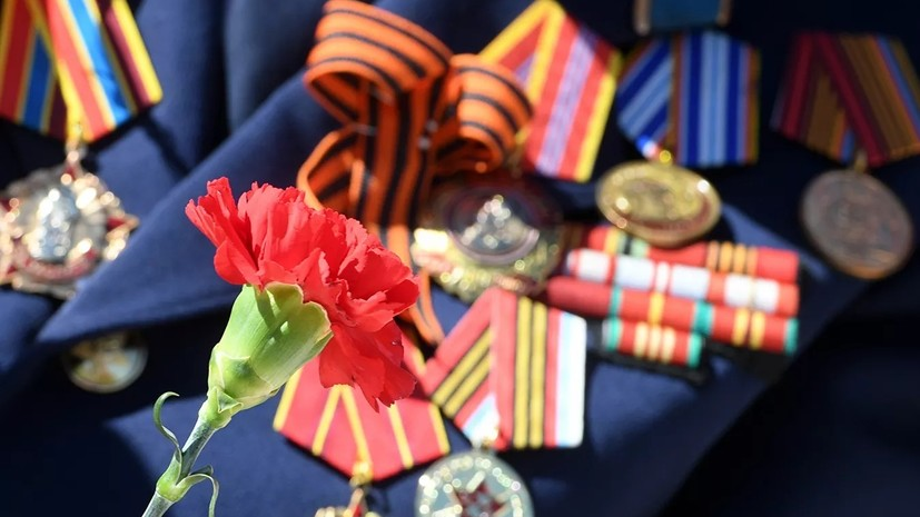 Ветеранам в Петербурге вручили юбилейные медали к 75-летию Победы