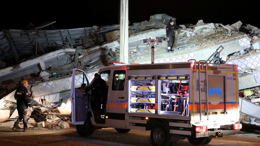 Число погибших при землетрясении в Турции возросло до 22