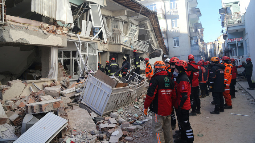 Путин выразил соболезнования семьям жертв землетрясения в Турции