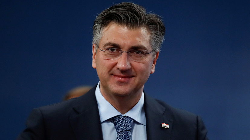 Премьер-министр Словении подал в отставку