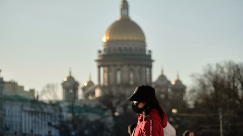 Российские туроператоры приостанавливают приём групп из Китая