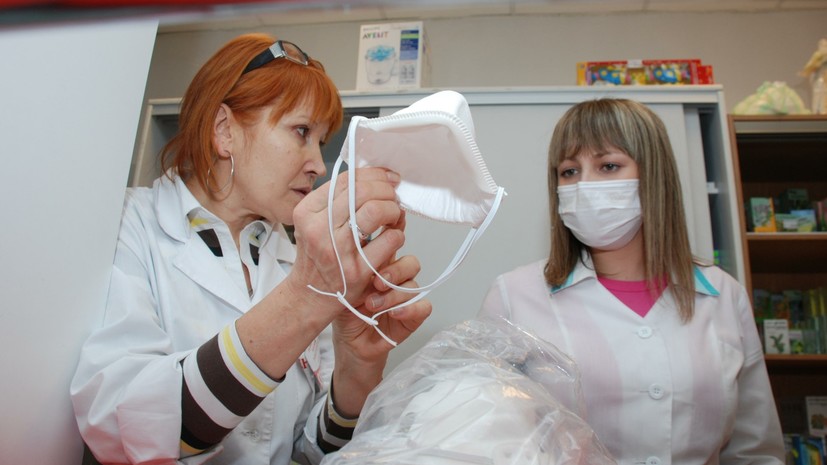 Власти Хабаровска призвали не поддаваться панике и не скупать маски
