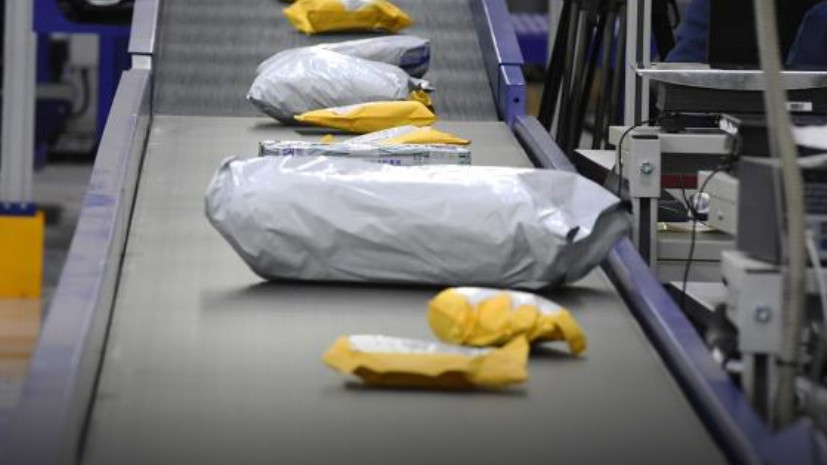 Почта Китая оценила вероятность заражения коронавирусом через посылки