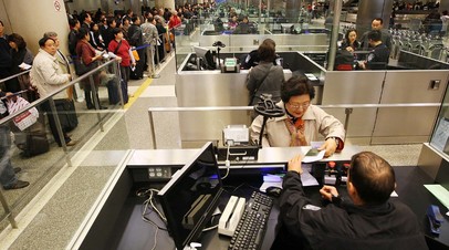 Таможенный контроль в международном аэропорту Лос-Анджелеса