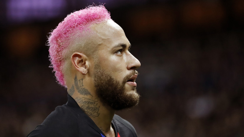 Неймару показали жёлтую карточку за издевательский финт в матче с «Монпелье»