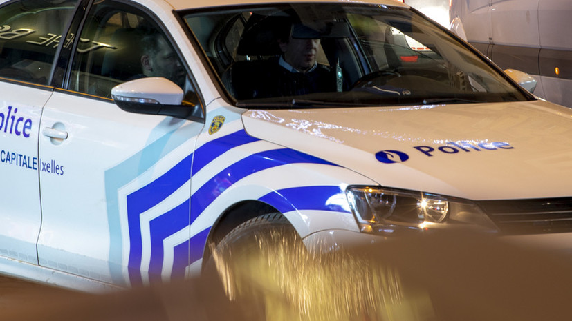 СМИ: Неизвестный с ножом напал на прохожих в Генте