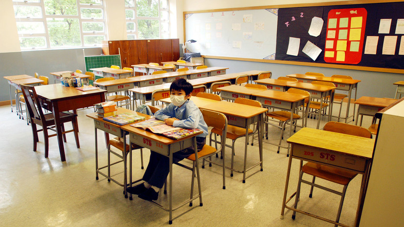 Около 500 школ закрылись на карантин в Южной Корее из-за коронавируса