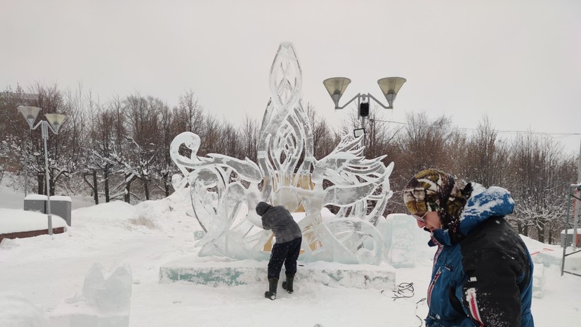 В Ижевске открылся фестиваль ледяных скульптур