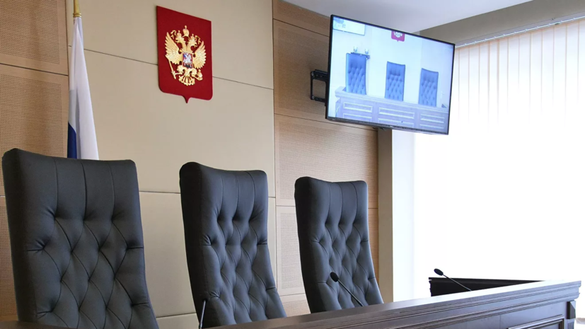 Никулинский суд Москвы подожгли бутылкой с зажигательной смесью