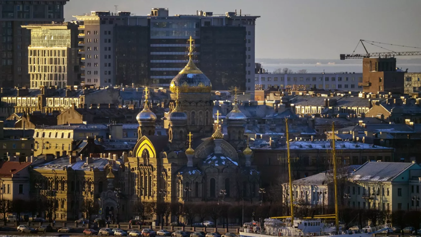 В Петербурге наградили кадетов за спасение провалившихся под лёд людей и собаки