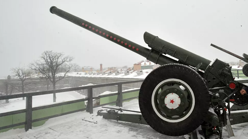 В Петербурге отметили 155-летие первого полуденного выстрела из Петропавловки