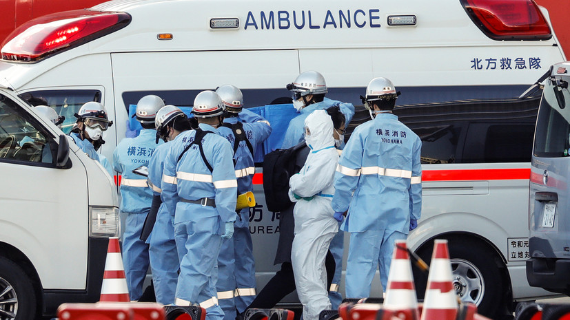 Посольство выясняет наличие коронавируса у россиян на лайнере в Японии