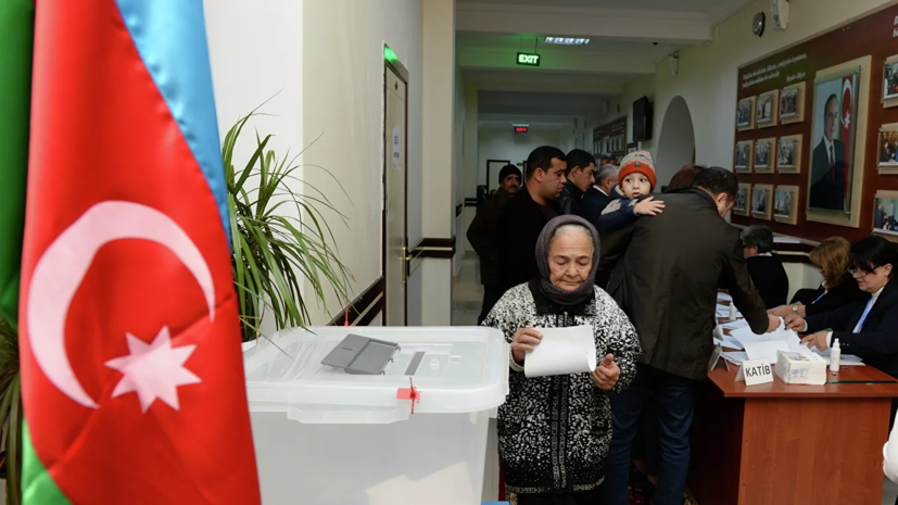 Явка на парламентские выборы в Азербайджане на 14:00 составила 39,23%