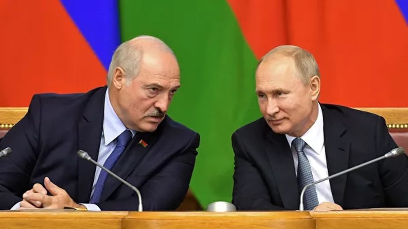 Лукашенко сообщил, что обсудил с Путиным публикации в Telegram-каналах