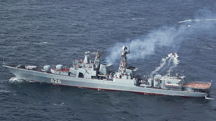 Вертолётчики Северного флота провели учения с экипажем БПК «Вице-адмирал Кулаков»