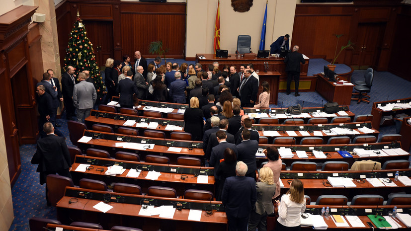 В Северной Македонии распустили парламент страны