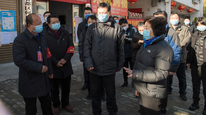 Чехия направит в Китай самолёт с гумпомощью