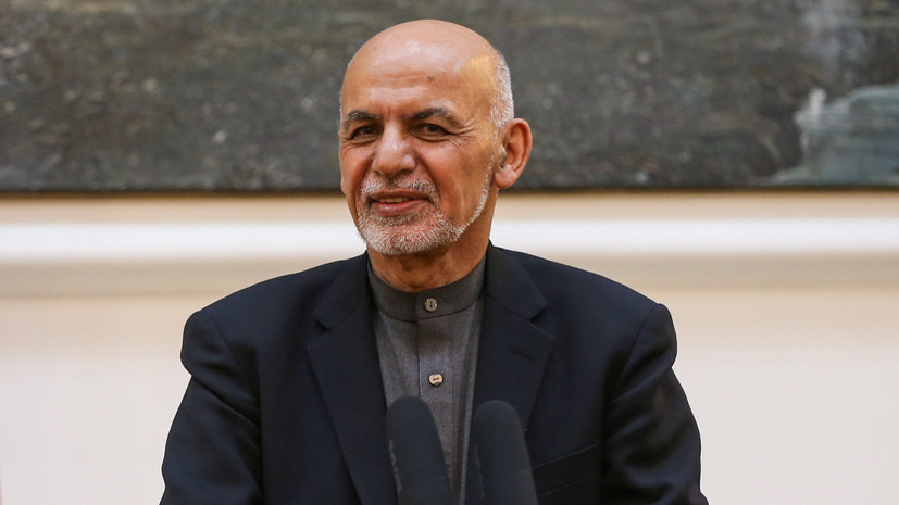 Действующий глава Афганистана побеждает на выборах президента
