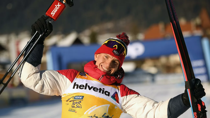 Большунов заявил, что станет злее после падения на «Ски Туре»