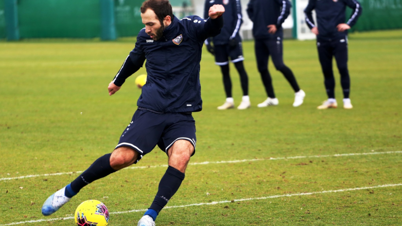 С «Тамбова» сняли запрет на регистрацию новых футболистов