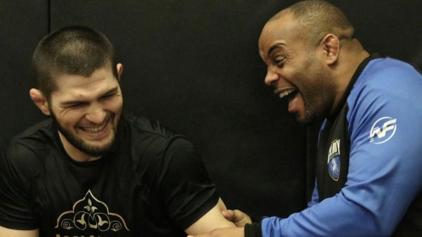 Нурмагомедов и Кормье провели совместную тренировку по борьбе