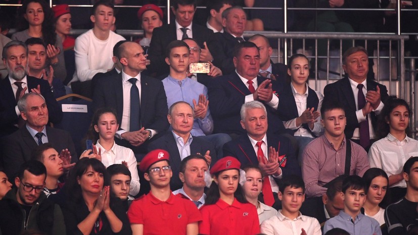 Путин поздравил победителей первого чемпионата Лиги боевого самбо