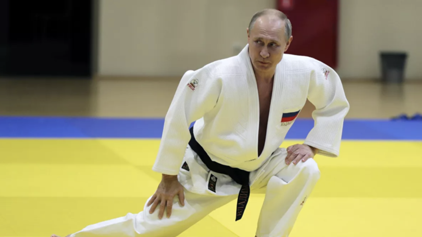 Песков рассказал о ежедневных тренировках Путина