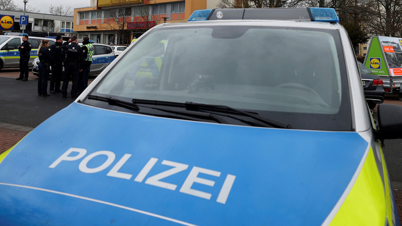 СМИ сообщили о 30 пострадавших при наезде автомобиля в Германии