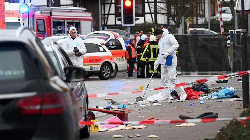 Не менее 30 пострадавших: что известно о наезде автомобиля на толпу во время карнавала в Германии