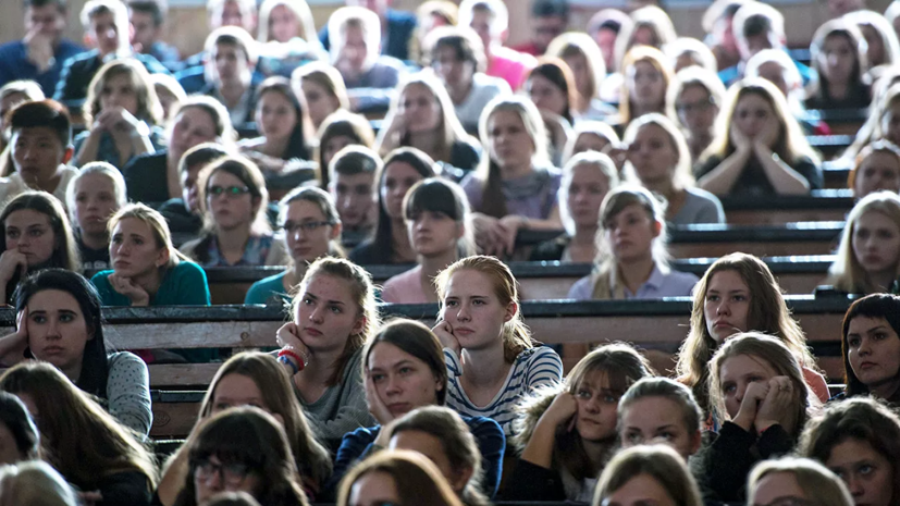 В Россотрудничестве рассказали о мерах привлечения зарубежной молодёжи в Россию