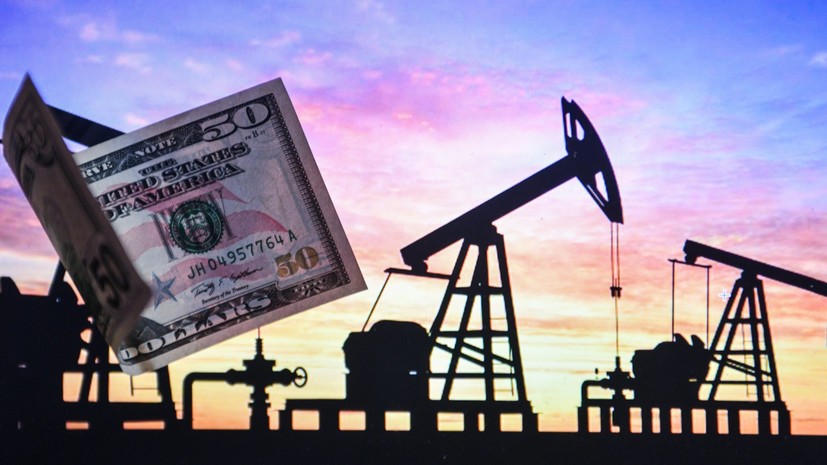 Цена нефти Brent опустилась ниже $53 впервые с 2 января 2019 года