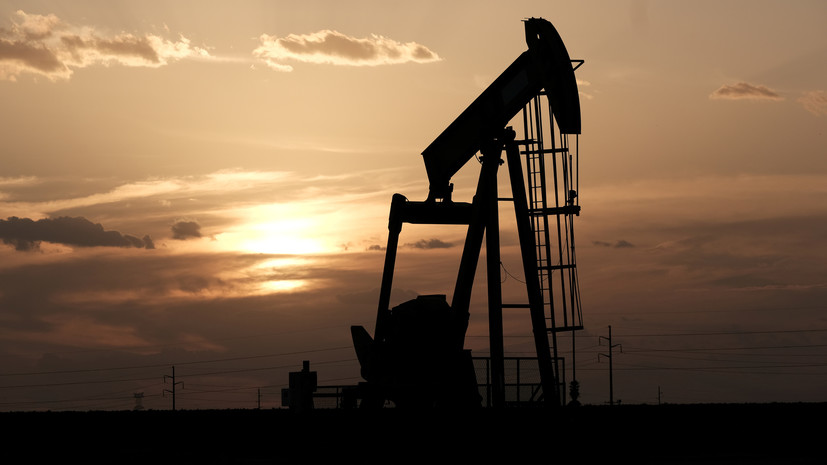 Цена нефти Brent опустилась ниже $50 за баррель