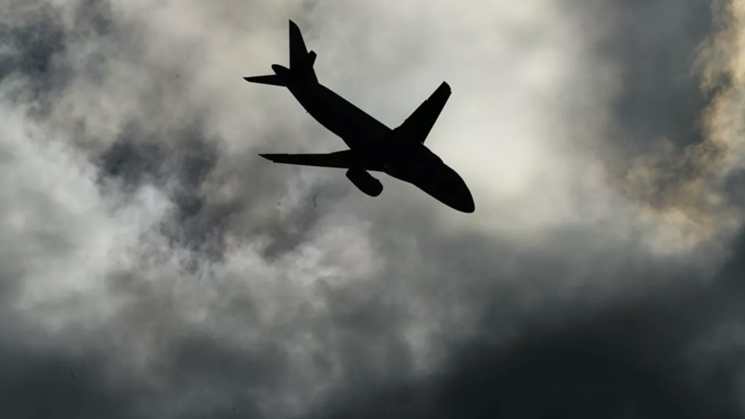 Самолёт А-320 совершил вынужденную посадку в Тюмени