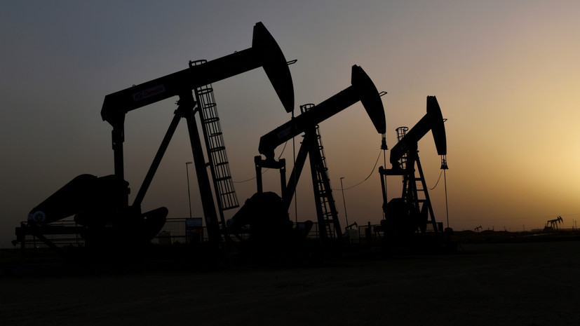 Цены на нефть марки WTI опускаются более чем на 5%